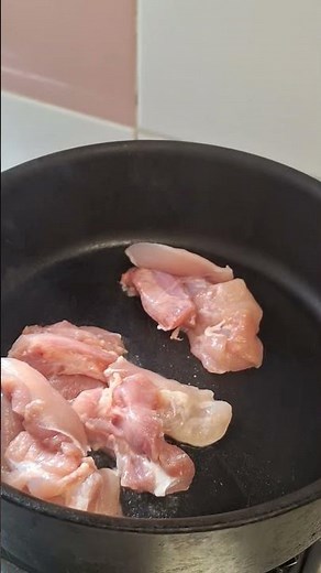 pan fried chicken thighs #food #cooking