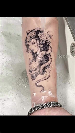 Women's Safe and Painless Temporary Tattoo Stickers - Waterproof art stickers lasting 1-2 weeks, featuring realistic arm/neck/ankle designs perfect for parties, everyday wear, and holidays.