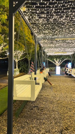 FREE Interactive Christmas Lights 👇 The lights have been turned on at Hillsong Christmas Lights Spectacular and it’s well worth a visit. We suggest a week night as weekends can get very busy. The lights are on daily from sun down. Here are some parts we think you will love: ✨ Fairy light tunnel ✨ Swings with fairy roof ✨ Santa’s sleigh with winter wonderland backdrop led by his reindeers (kids can get in for a photo) ✨ The kids area with gingerbread house, candy shop and more ✨ Walking through 