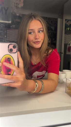 Smiley ahh #miajonesisbetterthenmiaacotland #fyp #woahcoolphonecaseamiright