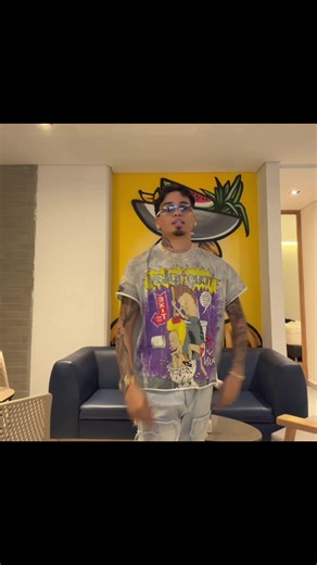 😗 | dj sky being a dj