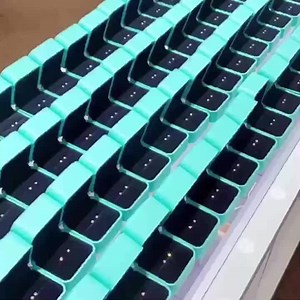 1.6K views · 14 reactions | 送禮可以送鑽石?! 天然八心八箭鑽石~鉑金檯耳釘。附公司保卡、收藏盒。 鑽石重量：共 20 分 (10 + 10 ) 直購金額：5800 元 包裝運費：80 元 七月分開放 7 對!! | 帝國珠寶 Empire Jewelry | Facebook