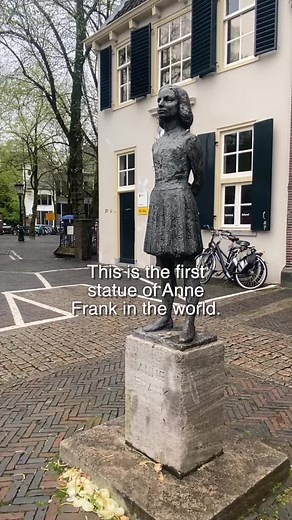 Did you know that the first statue of Anne Frank was placed in Utrecht? #history #remembrance #annefrankhouse #secondworldwar #utrecht