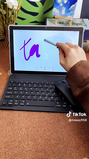 . 🌍 Take your office with you—this tablet is your ultimate tool! 💼 #TikTokHolidayHaul #tiktokfind #tiktokmadebuyit #tablet #tabletcomputer