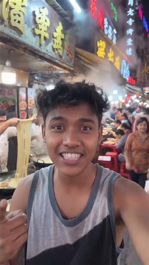 chaina eating food vlogs #comedy #mahaindrathar #funny #art #transformers #cartoon #animation