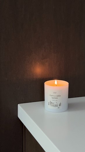 Hosting tonight, which means it’s time for the most important decision ... what candle to light. Here’s how I pick one that sets the mood (without competing with the food). #dinnerparty #hosting #candles #hostingtips | literiecandle | Facebook