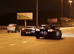 Lamborghini Gallardo VS. Nissan GT-R