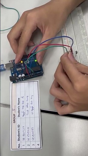 Lab7_Temperature_Sensor_LM35