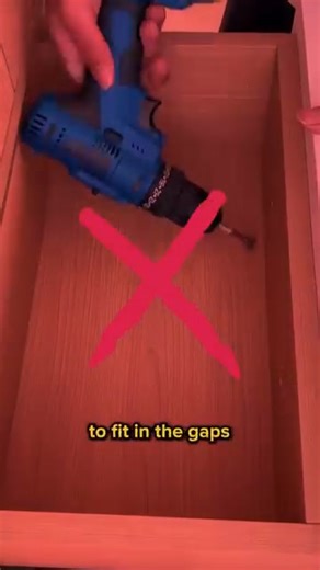 🔧 This drill bit adapter is designed for easily tightening screws in tight spaces. It is compatible with various drill bits and wrenches, allowing access to hard-to-reach places that other tools can't manage.🥰👏https://t.site/4nUry80 | Conventionw