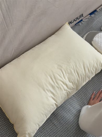 Improve Your Sleep with the Right Cervical Pillow