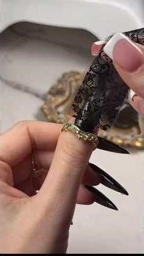 Vampire Lace Nails 🧛 #nails