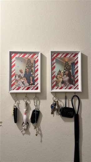 Picture frame key holder but make it festive 😍🔑 #christmascrafts #homediy #diycraftideas