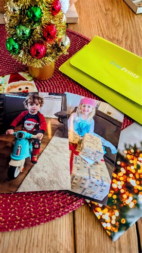 Turns out you don’t need fancy activities to keep kids busy at Christmastime… just glue, glitter and your 45 FREE 6x4 photos from FreePrints (just pay delivery or use free collection points -see app for details). ✨ Print your photos, embrace the chaos and let the kids create the cutest cards, tags and decorations ever. Your future self (and your carpet) may not thank you… but your friends and family definitely will. 💚 Download or open the FreePrints app and order your photos for December. Link 