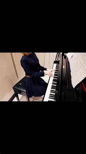 Jujutsu Kaisen Pianocover: Cosplay Meets Music