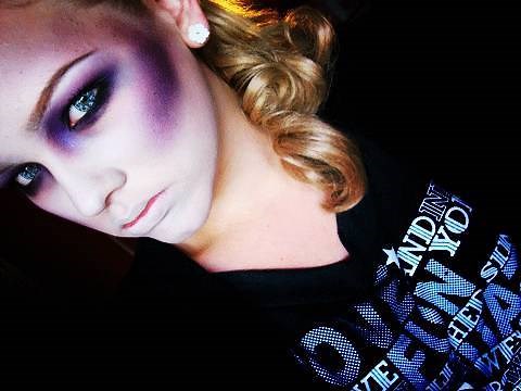 Halloween Tutorial #5 - Zombie/Dead Girl Look.