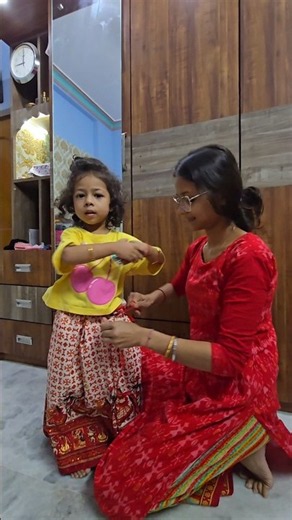 Dance করতেই ব্যস্ত রুহী😱🥳#hojoborolovlog #minivlog #ghorebairevlog #bengalivlog #shorts #viral #vlog