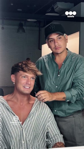 "I'm single" 😲 Hair salon gossip with Ian Lucas