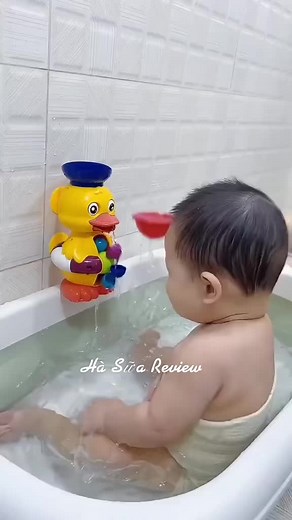 Hà Sữa Review trên TikTok