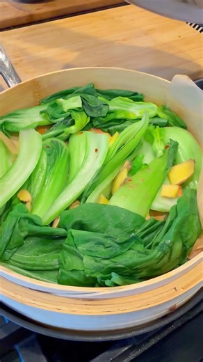 Let’s steam bok choy #fyp #explore #easyrecipe #bokchoy #cooking #recipe #healthyrecipe #sidedish