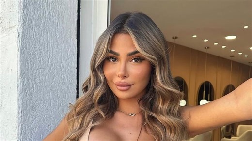 Guerre en Iran : "Je n’ai rien dit de mal"… pourquoi Maeva Ghennam est convoquée par la police de Dubaï ?