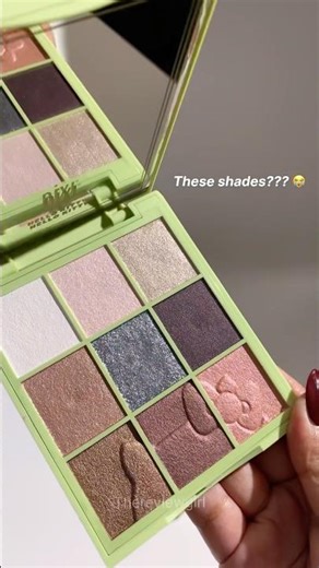 PIXI x HELLO KITTY eyeshadow palette #pixi #hellokitty #eyeshadow