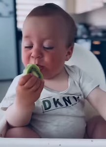 اعتزل ما يؤذيك .. =حاضر ..🥴 | تاريخ من الأخر مع مروان حسن