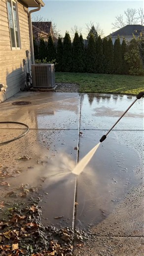 Black mold completely took over this patio 🤢🧹#GrimeToGlory #PatioClean #Satisfying