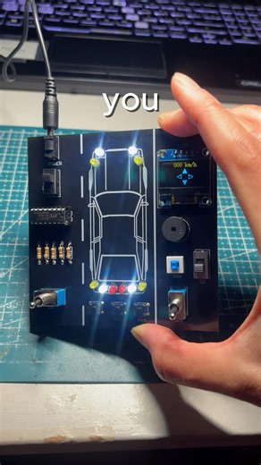 I built this DIY car simulator