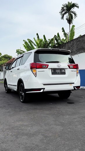 Toyota Innova 2016 2.0 AT (matic bensin) Basic : type Q upgrade Venturer NIK 2015 Pemakaian 2016 Pajak hidup 01/25 Engine Start Captain Seat Keyless go Kunci serep ada Buku2 komplit Baru saja Service ganti olie di Nasmoco Pati Body sudah nano ceramic ODO 90 ribuan Lokasi : Pati - Jateng ☎️ : 082223458228