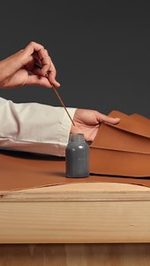 Leather, tradition and passion: watch the pillars of Tod’s savoir-faire blend into a unique icon, the T Timeless Shopping Bag. Discover more at: https://rebrand.ly/rr95vyr #Tods #TodsIcons #TodsHeritage #TTimeless | Tod's