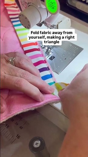 Perfect your quilt binding with this easy corner tip on a domestic machine! 🧵✨