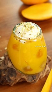 Mango Float 🌟 Here's what you'll need: 1. Mango 2. Water 3. Ice Cubes 4. Ice Cream 5. Pistachios #mangofloat #mangojuice #mangoshake #lakshaysinghal #recipe #refreshing #drinks #recipevideos | Lakshay Singhal