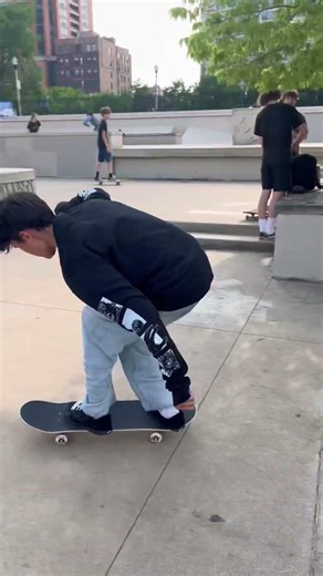 Fun park in Chicago #skateboarding #skateboard #trending #skate #skatepark