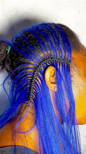 Feed-in technique #hairtutorial #protectivestyles #braidstyles #hairinspo #AfricanBraidsz