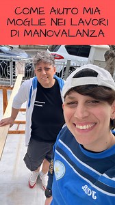 73K views · 540 reactions | Da quando abbiamo comprato casa ho imparato, nell’ordine:  a usare un trapano per smantellare le piastrelle della cucina; 六‍ imbiancare casa;  stendere e bloccare il prato sintetico. Ed ora sto imparando ad usare una levigatrice, basta seguire due regole di base: 1. Attaccare bene la spina  2. Tenerla a due mani  #lavoro #comedy #vitadicoppia #ristrutturocasa | duemammetrefigli | Facebook