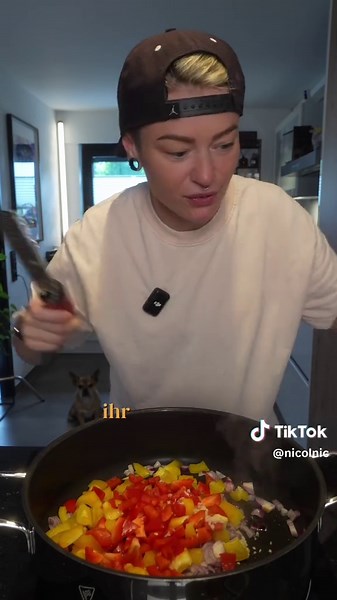 Rezept für cremige Paprika-Hähnchen-Pasta