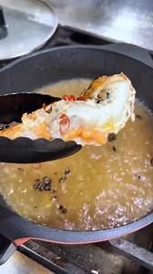 2.1M views · 50K reactions | Fan Lobster Ramen Rich and tasty! ■ Ingredients -Fan lobster -Garlic -Chili pepper -Taihaku Sesame Oil -Black pepper -Ramen noodles -Green onion - Seasoned egg -Corn -Butter -️ | Chef Hiro | Facebook