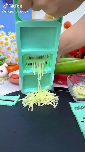 🫑 Slice, dice & chop in seconds! Get the 5-in-1 Vegetable Cutter now! ⏳✨ #KitchenMustHave