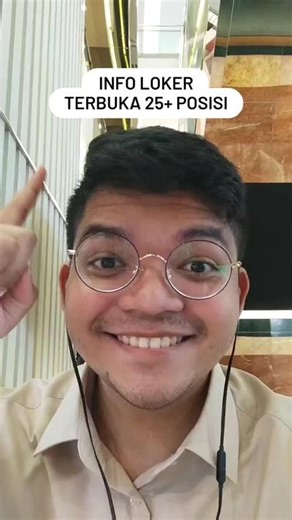 PHILIP MORRIS buka 25 loker!PT Philip Morris Indonesia (PT PMI), memulai bisnis di Indonesia pada bulan April 1984, dengan salah satu produk ternama nya adalah HM Sampoerna, range gaji nya 8-46 jutalowongan yang tersedia:Analyst Order to Cash - B2CAnalyst Risk & ControlsAsset EngineerAssociate IT Analyst SystemsCategory & Capacity Planner (Supply Chain)Cloud EngineerCommercial Apprenticeship (All Around Indonesia)Commercial Data ScientistCommercial Digital Product ExecutiveDeployment Lead - Manu