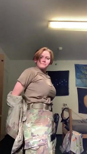 Sexy Military Women - Explore the Alluring World of Female Soldiers