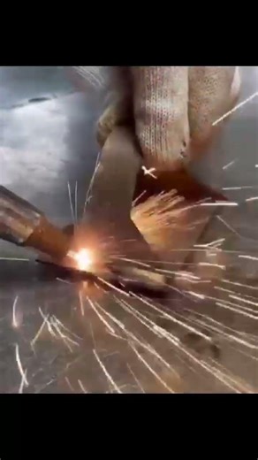 Svařování řezání odstraňování rzi v jednom