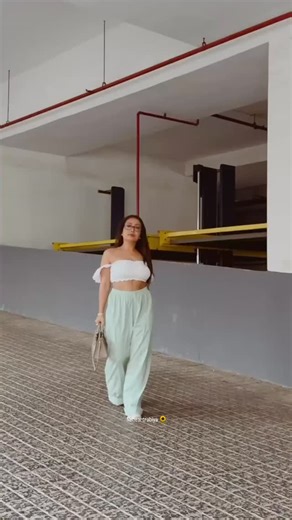 neheartrabiya🌻 on Instagram: "So cute>> 💗🥺 #nehuhappyneheartshappy #nehakakkar #neheartrabiya #rabiyalovesnehu #nehupreet #nehudairies #nehudavyah #nehearts #Romanticsongs #rohanpreetsingh #tonykakkar #sadsongs💔 #mahive #sadlife"