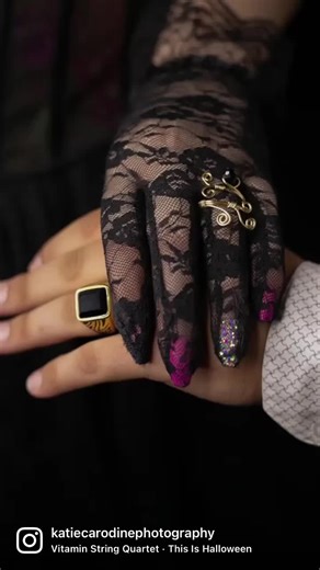 Nightmare before Christmas wedding!!! At Apogee! @King Apogee #nightmarebeforechristmaswedding #salemoregonphotography #disneythemedwedding