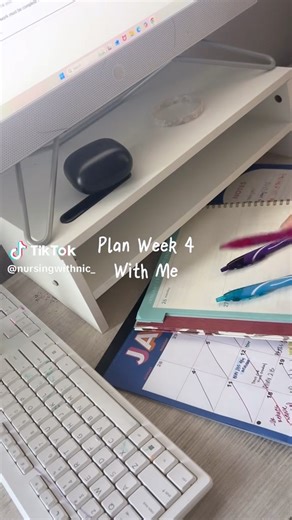 Nightingale College on Instagram: "✅🗓️ How do you plan for your school week? "Happy week 4/15 here at Nightingale College ❤️ webinars + sherpath + 1 discussion board. My goal is to get my work done at the beginning of the week so I can study and do more practice questions towards the end! #fyp #nightingalecollege #nursingstudent #nursingschool #planwithme" 📸 @nursingwithnic_"