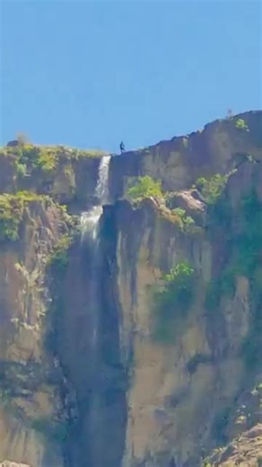 فيديوهات أنشأها ابو حاتم حسين (@hfjgb2) باستخدام الصوت الأصلي - ابو حاتم حسين