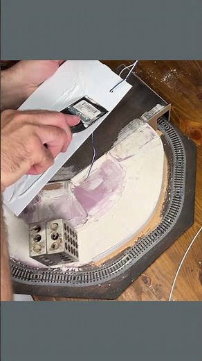 Model Roads Using Joint Compound