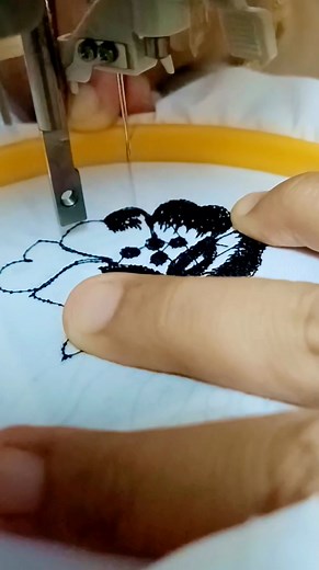 3.2K views · 24 reactions | embroidery using a regular portable sewing machine zigzag stitch.. #fbPro #fyp #fypreels #personalgrowth #giftideas #sulaman #globalreach #community #knitting #multifuntional #kraf #handmadewithlove #sewing #embroideryart | Mia Raysha | Facebook