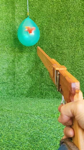Simple & easy tricks to make wood slingshot toy & balloon #DIY #EcoFriendly #new #diyprojects #woodworking #woodworkingtips #woodcraft #video2025 | Woodworking TV Viral