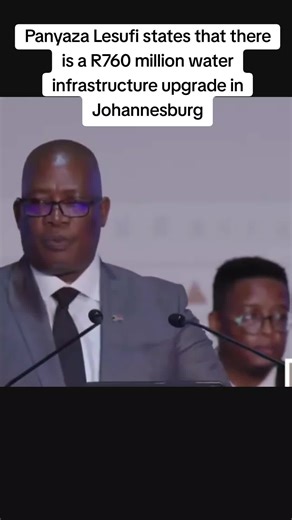 cameraman doing Gods work by showing this womans reaction 😂😂😂 i feel the same ,we are all tired of mr hotel. #southafricatiktok #panyaza #premier #millions #waterinfrastructure
