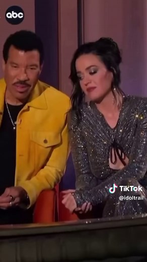 Emotional Performance of 'Sound of Silence' by Iam Tongi on American Idol